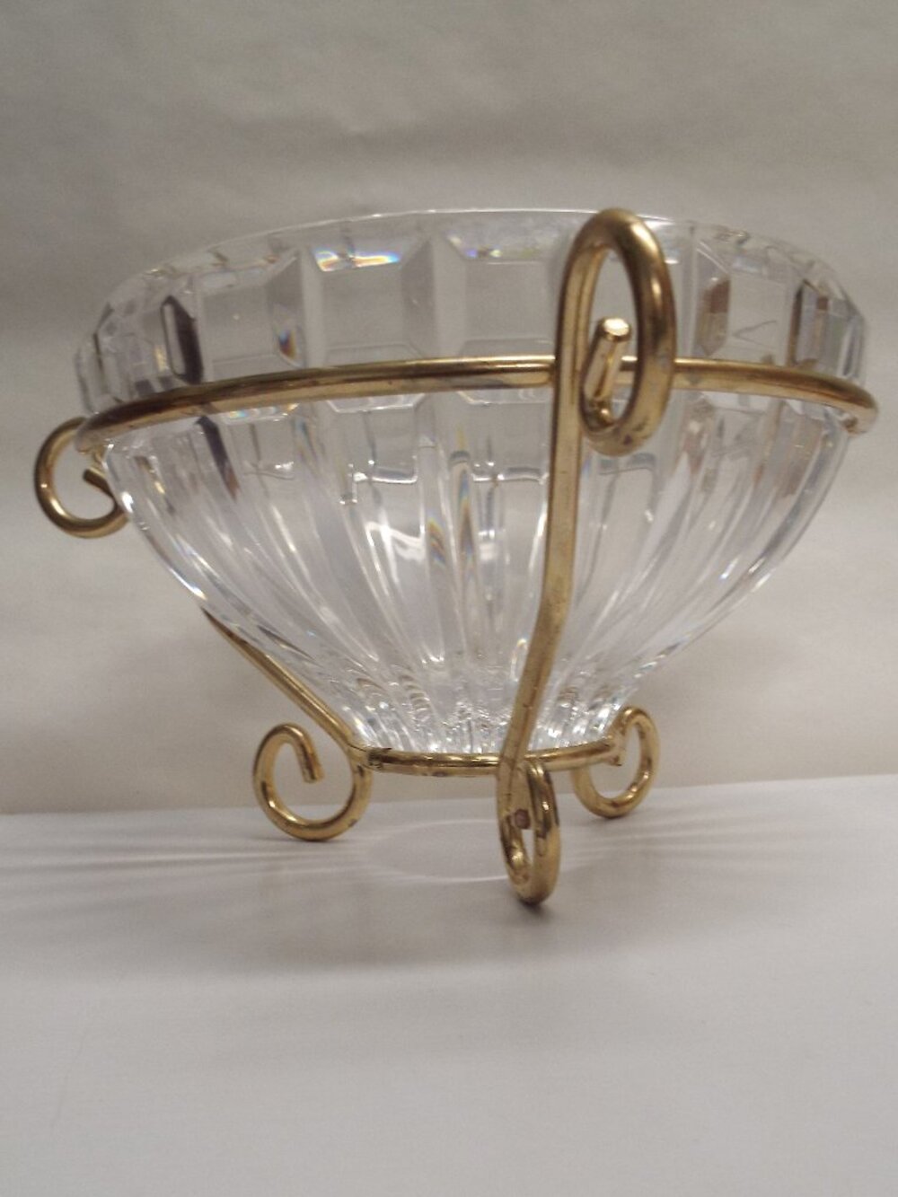 VINTAGE Mikasa Reflections Crystal Bowl with Gold-tone Metal Stand - BEAUTIFUL